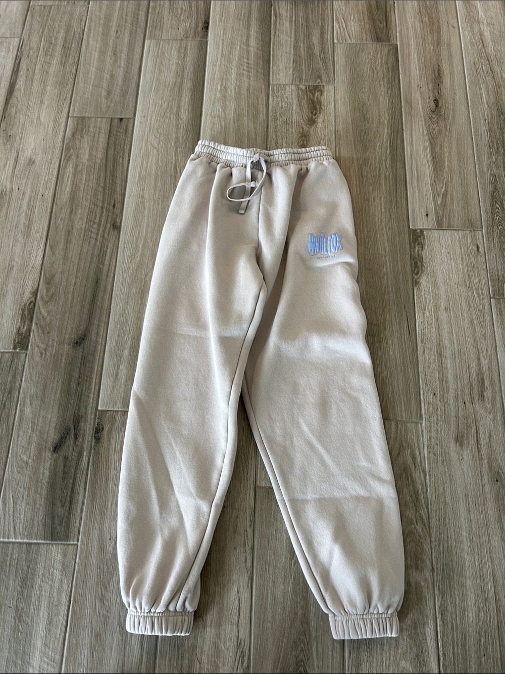 White fox sweatpants- NWOT
